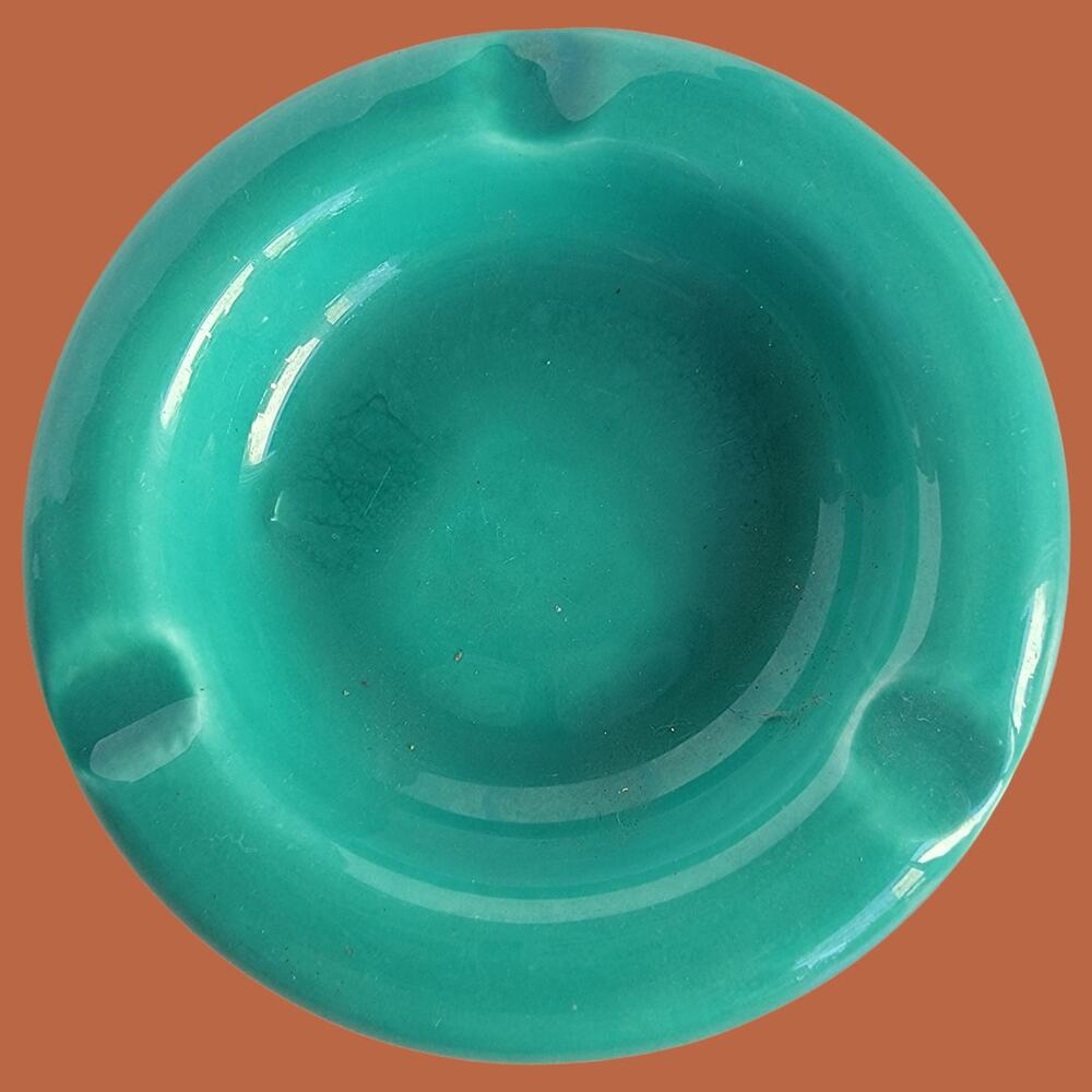 Vintage 1950s Unbranded Small Teal Ceramic Ashtray